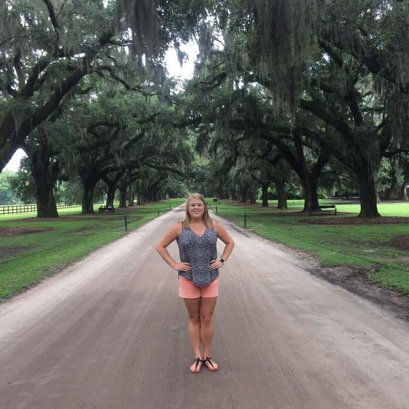 Meet your Posher, Haley - Picture 1 of 1